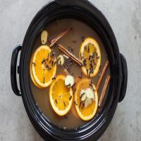 How To Make Mulled Cider in the Slow Cooker_image