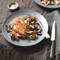 Chicken With Mushrooms and Wine_image