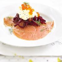 Smoked salmon with beetroot & vodka crème fraîche image