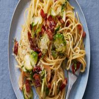 Spaghetti with Brussels Sprouts and Bacon image