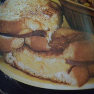 Grilled Gouda Sandwiches_image