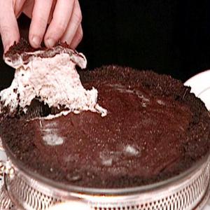 Mississippi Mud Cake image