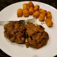 Salisbury Steak Slow Cooker-Style_image