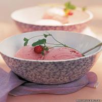 Rhubarb and Strawberry Ice Cream_image