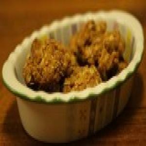 Anzac biscuits with macadamia nuts_image