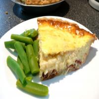 Easy Bacon and Cheese Quiche_image