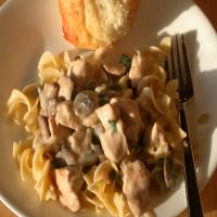 Easy Creamy Chicken With Mushrooms and Onions image