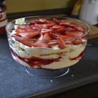Strawberry Shortcake Trifle Lite Recipe - (4.5/5)_image
