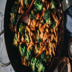 Chicken and Broccoli (Chinese Takeout Style)_image