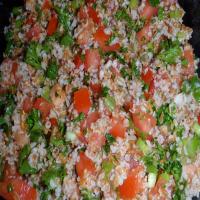 Bulgur Wheat Salad With Tomato and Cucumber_image