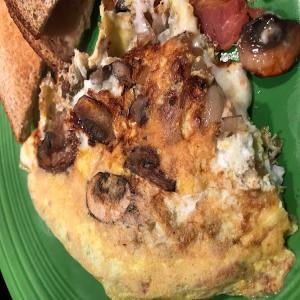 Caramelized Shallot and Mushroom Omelet image