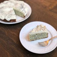 Poppy Seed Cake with Lemon Ermine Frosting_image