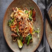 Beef and Broccoli Lo Mein image