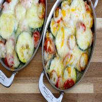 Baked Zucchini and Tomatoes With Cheese_image