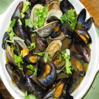 Mussels Portuguese Style image