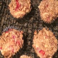 Strawberry Crumble Cupcakes image