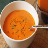 No-Cook Blender Tomato Soup Recipe_image