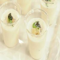 Cauliflower Veloute with American Caviar_image