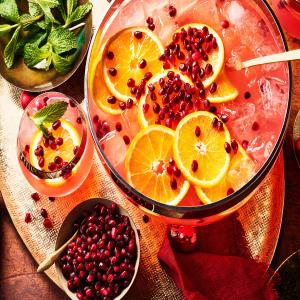 Sparkling Pomegranate Citrus Berry Punch_image