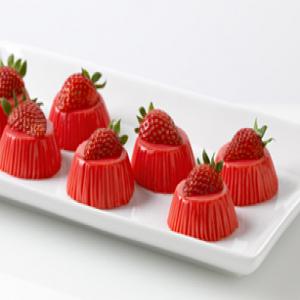 Fresh Strawberry-Yogurt Bites_image