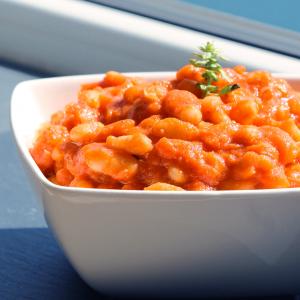 Tuscan White Beans in Tomato Sauce_image