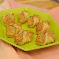 Sunny's Quick Cheese Puff Squares_image