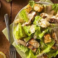 Classic Chicken Caesar Salad_image