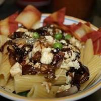 Pasta with Gorgonzola and Sweet Onion image