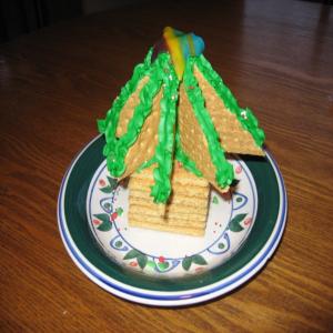 Graham Cracker Christmas Tree Decoration_image