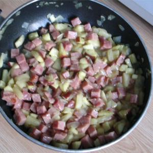 Ham and Fruit Stir-Fry image