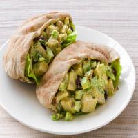 Sweet-and-Spicy Turkey Pitas image