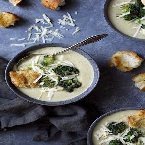 Broccoli Gruyere Soup with Torn Garlic Croutons_image