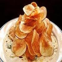 Kettle Chips with Maytag Blue Cheese Sauce Recipe - (5/5)_image
