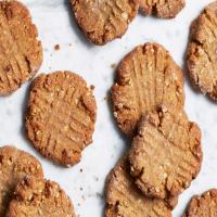 Easy Peanut Butter Cookies_image