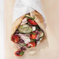 Greek Salad Pita Wrap_image