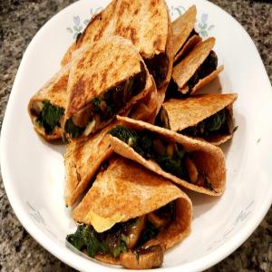 Spinach and Mushroom Quesadillas_image