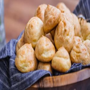 Vermont Cheddar Gougères | Weekends with Yankee_image