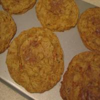 Carrot-Nut Muffin-Tops_image