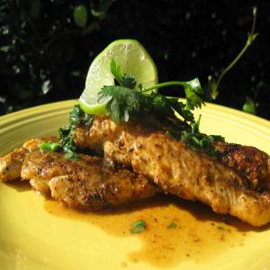 Spiced Chicken With Lime Cilantro Butter_image