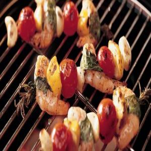 Grilled Shrimp Kabobs with Fresh Herbs_image