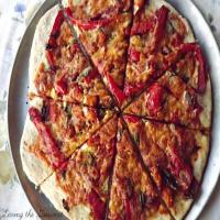 Homemade Pizza with Sweet and Spicy Sauce_image