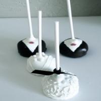 Bride & Groom Cake Pops Recipe - (4.6/5)_image