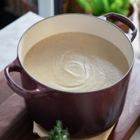 Roasted Cauliflower and Garlic Soup_image