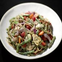 Spinach Fettuccine with Sauteed Vegetables, Artichoke Hearts, and Shredded Mozzarella_image