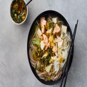 Salmon Soba Noodles With Ponzu-Scallion Sauce_image