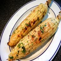 Corn With Garlic Cilantro Butter_image