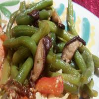Green Beans With Shiitake Mushrooms_image
