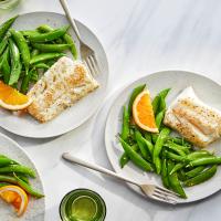 Air-Fried Sesame-Crusted Cod with Snap Peas image