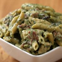 One-Pot Chicken Spinach Bacon Alfredo Recipe by Tasty image