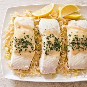 Braised Halibut with Leeks and Mustard_image